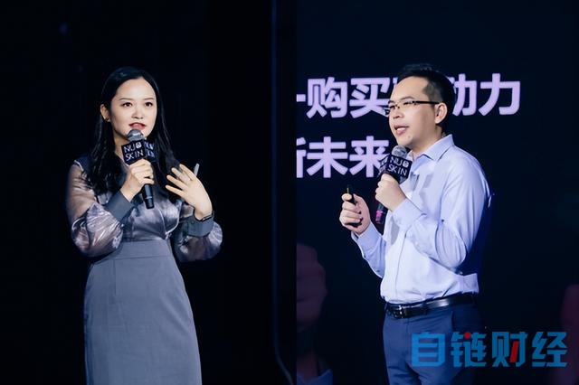 如新虚拟代言人惊艳亮相，发布EMPOWERME战略及物联网黑科技新品LumiSpa iO