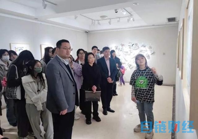 上海理工大学“元点人工智能艺术展”开幕